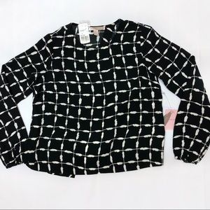 Forever 21 M Blouse Top Long Sleeve Split Back